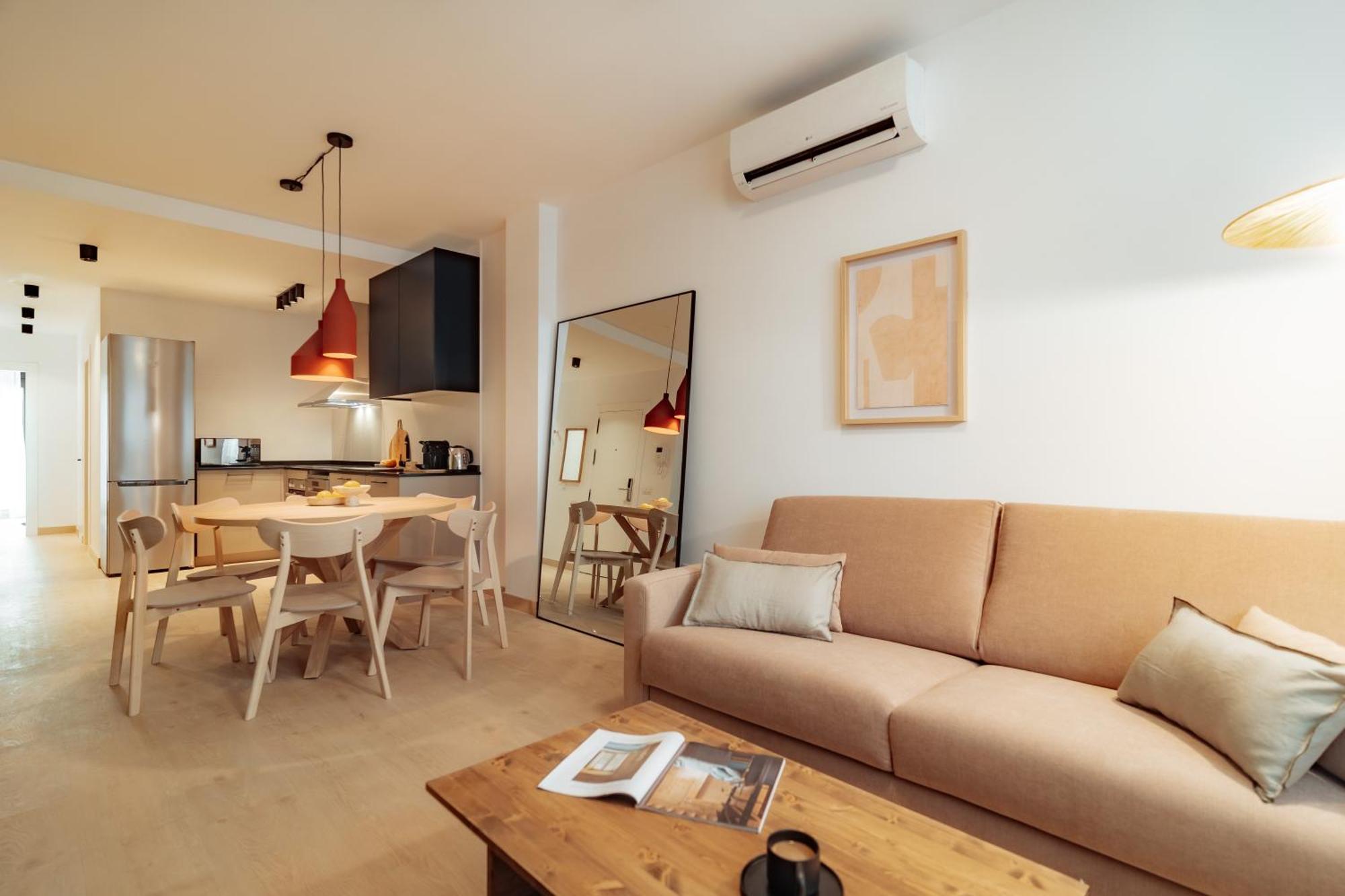 Los Olivos Apartments By Olala Homes Seville Room photo